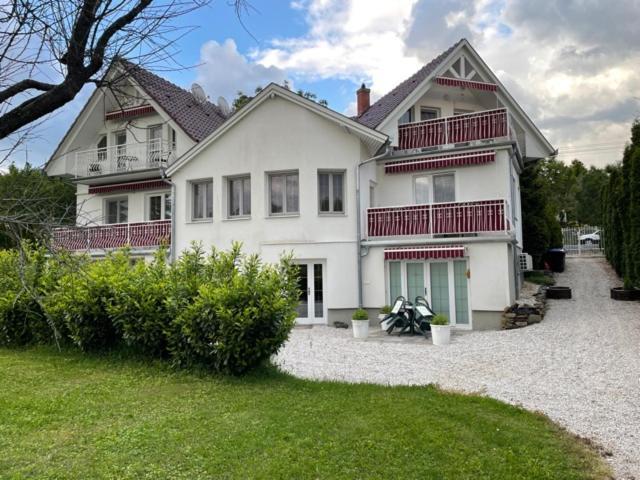 Villa Astoria Balatongyörök Exterior foto